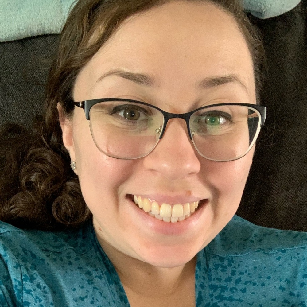 Meet your Posher, Jasmine